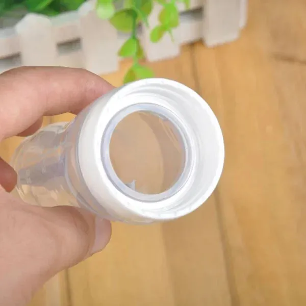 Baby Spoon Feeder Silicone Bottle Feeding (random Color)