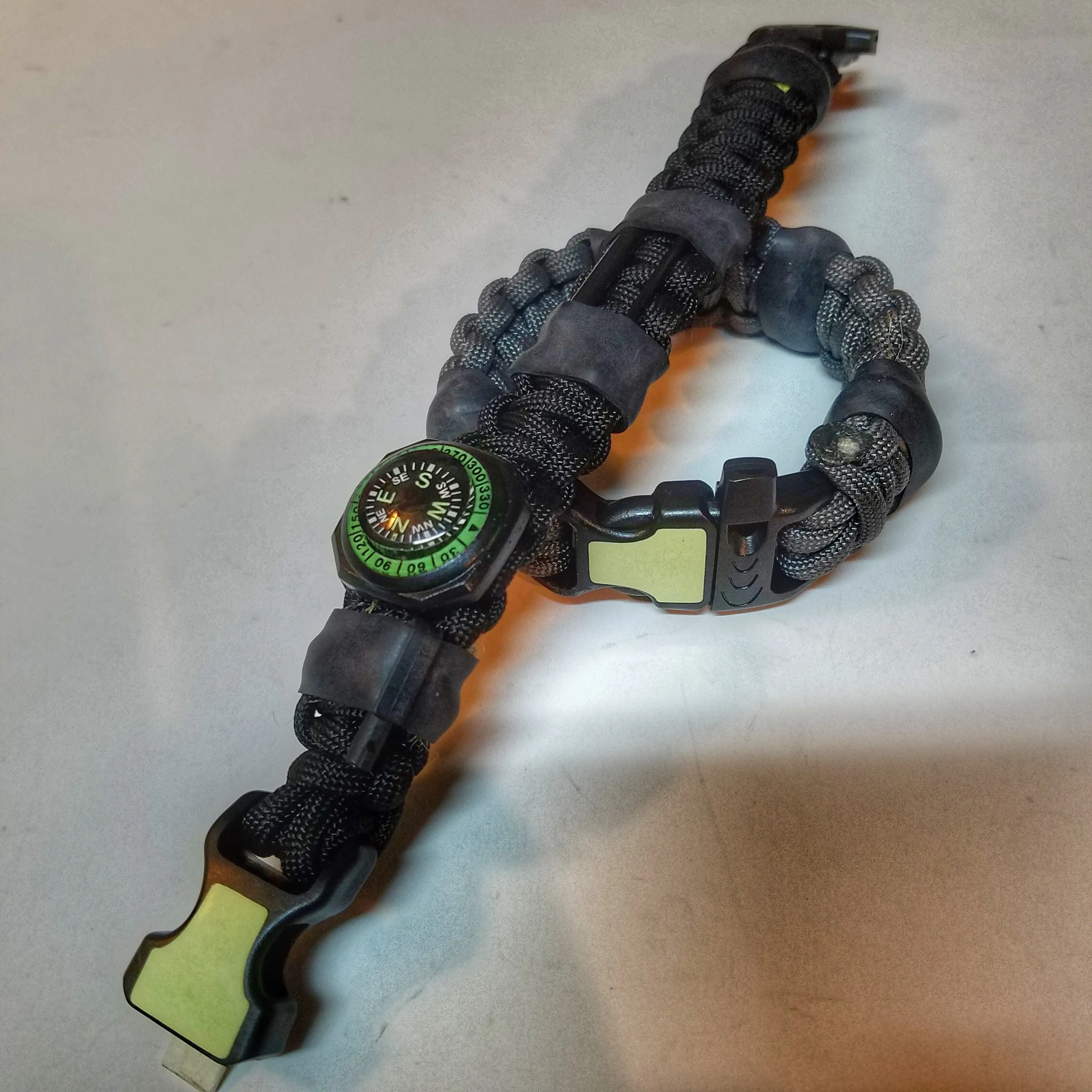 Expeditious Band - Quick Deploy SERE, Hunting, and EDC Survival Bracelet.