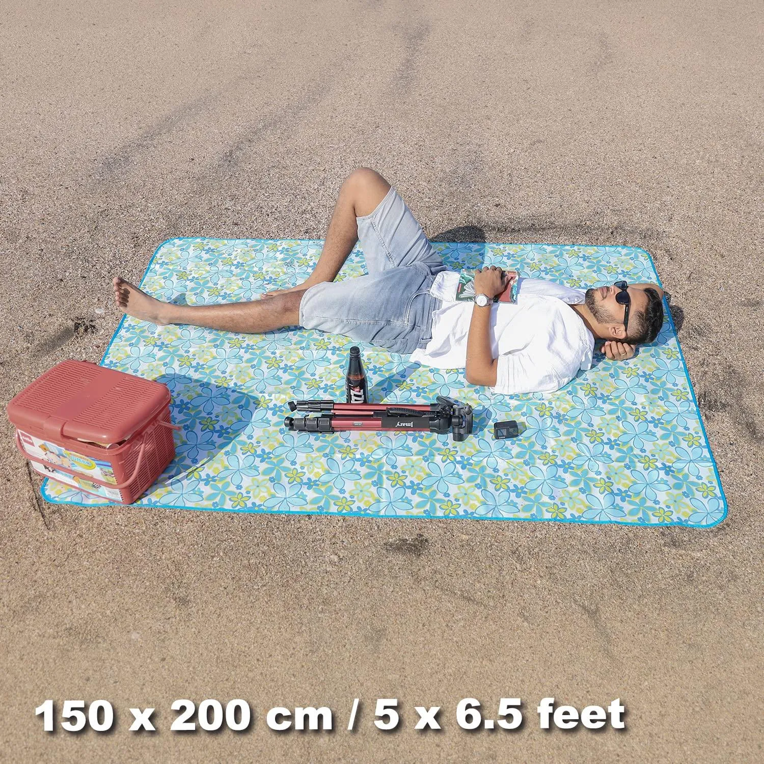 HOKIPO Foldable Waterproof and Sandproof Picnic Mat Blanket, Floral Blue