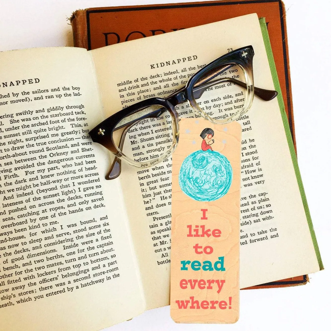 I like to read everywhere! - Wood Bookmark