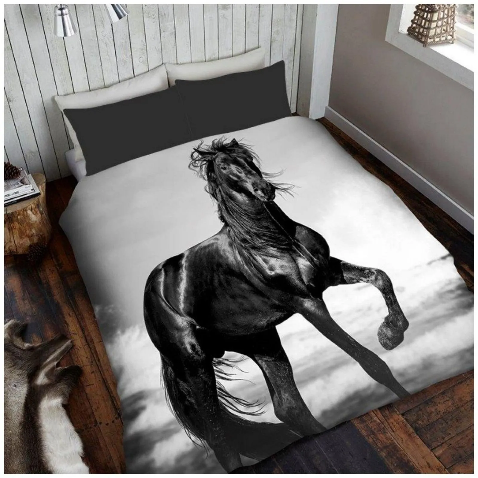 Printed Horse Throw