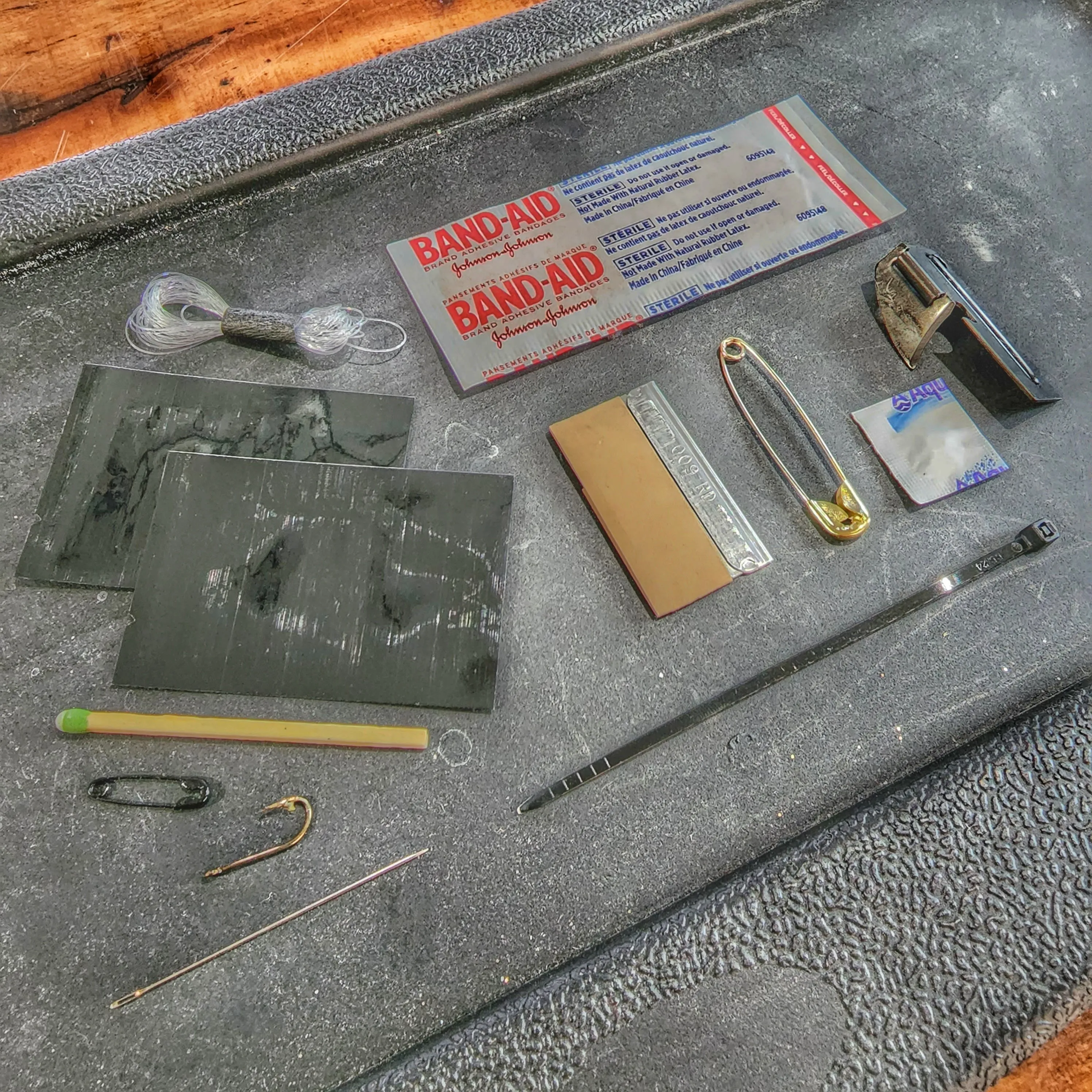 PSK Personal Survival Kit: essential supplies for last ditch survival or minor emergencies